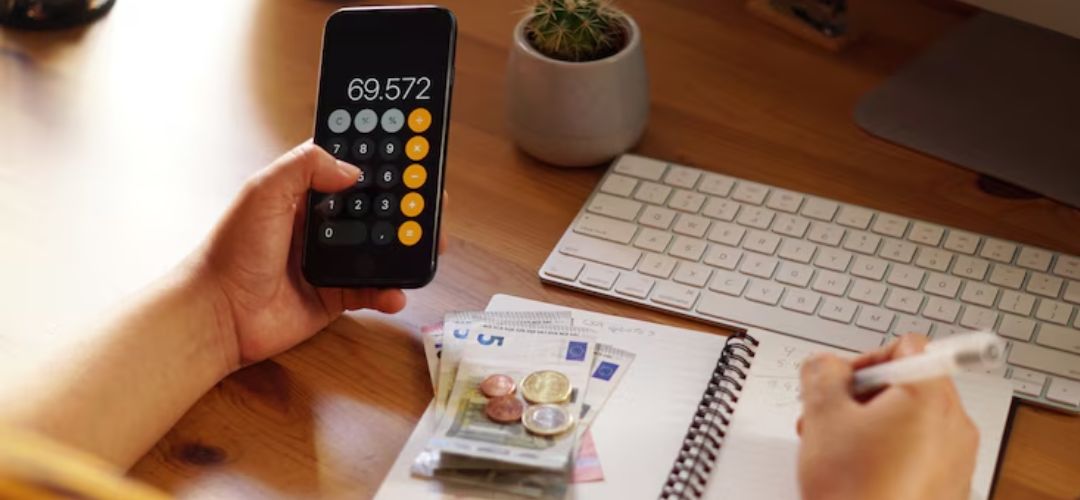 Applying For A Personal Loan in India: Why Use an EMI Calculator?