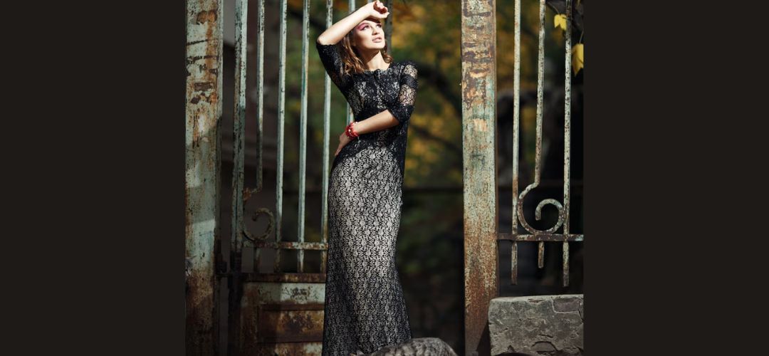 Timeless Elegance Woven in Threads: The Enduring Allure of the Brocade Long Dress