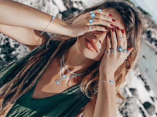 Larimar Rings Trends 2025: The Growing Wave of Caribbean Elegance
